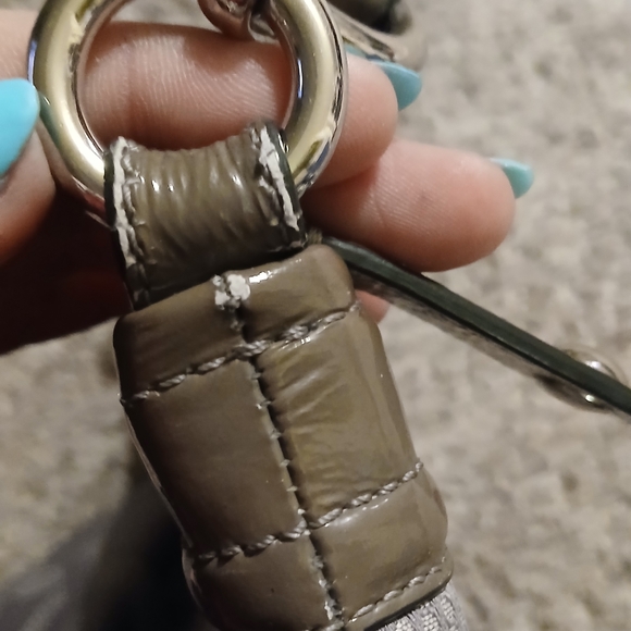 Coach Ashley Signature Hobo Bag Gray Satin Jacquard Patent Leather Trim - Picture 5 of 13